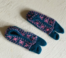 Igloo ~ Himalayan Woolen Socks With Hair Band - Teal Blue