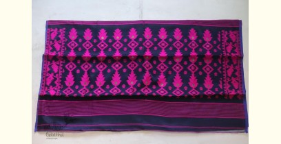 Indrani . इंद्राणी | Jacquard Hand loom ~ Dhakai Jamdani Saree ~ Navy Blue