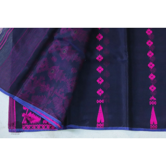  Jacquard Hand loom Dhakai Jamdani Navy Blue Saree