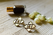 Prabha . प्रभा | Tribal Dhokra Earring 13
