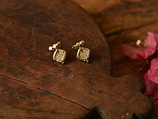 Prabha . प्रभा | Handmade Brass Earring - Dhokra Stud