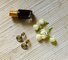 Prabha . प्रभा | Dhokra (Brass) Stud Earring