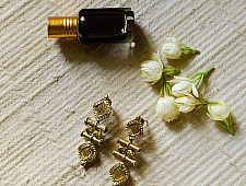 Prabha . प्रभा | Unique Design Dhokra Earring