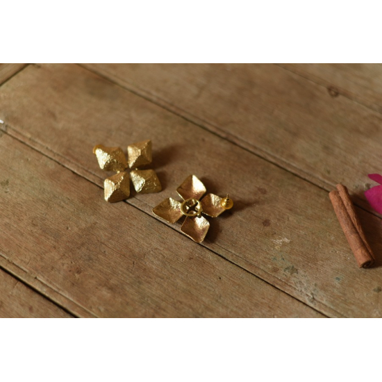 shop Brass Dhokra Stud Earring - Diamond