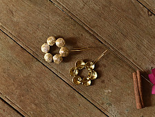 Prabha . प्रभा ❄ Handmade Brass Dhokra Earring