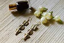 Prabha . प्रभा | Dhokra Brass Earring : 20