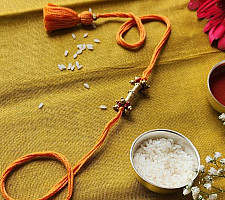 Dhokra Brass ❂ Handmade Rakhi - Pila Dhaga