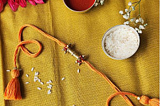 Dhokra Brass ❂ Handmade Rakhi - Pila Dhaga