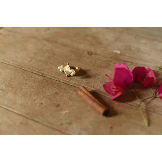 shop Handmade Brass Dhokra Square Design ring