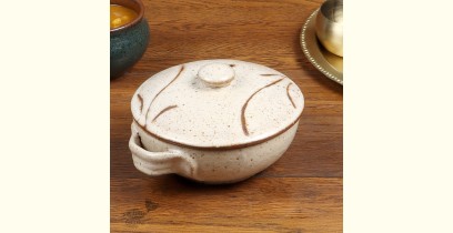 Nakshikathaa | Ceramic Serving Bowl with Lid - Beige
