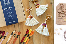 Knotted ▣ DIY Rainbow Key chain Craft Kit - Sunrise colors