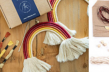 Knotted ▣ DIY Rainbow Wall Hanging Craft Kit - Light Colors