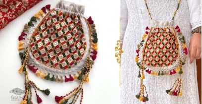 Gunthan ✠ Rabari Embroidered Navrang Potli Sling Bag ✠ 14