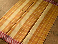 Iravati .  इरावती  - Narayanpet Handloom Cotton Yellow Saree