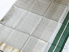 Pavitra . पवित्रा | Handloom Maheshwari Silk Green Saree ~ Zari Pallu