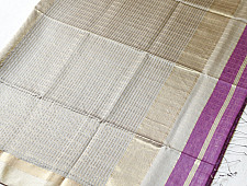 Pavitra . पवित्रा | Handloom Maheshwari Silk Saree ~ Checks Zari Pallu