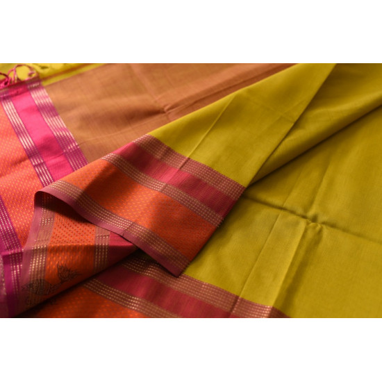 buy Handwoven Maheshwari Silk Saree With Resham Border and Kosa Pallu