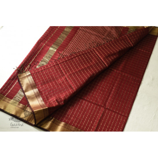 buy  Handwoven Maheshwari Maroon With Golder Border Saree