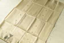 Pavitra . पवित्रा | Handwoven Maheshwari Saree Butta - Off White