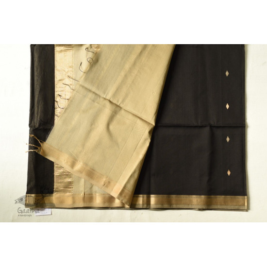 buy Handwoven Maheshwari Black Saree With Golden Pallu