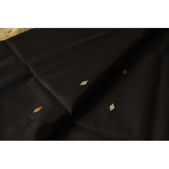 buy Handwoven Maheshwari Black Saree With Golden Pallu