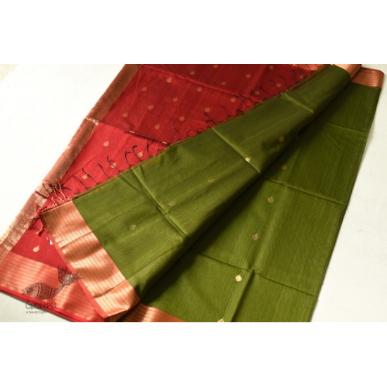 buy Handwoven Maheshwari Saree - Mehandi Green with Red Pallu