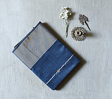 Pavitra . पवित्रा | Handloom Maheshwari Silk Saree ~ Zari Pallu