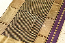 Pavitra . पवित्रा | Handloom Maheshwari Silk Violet Saree