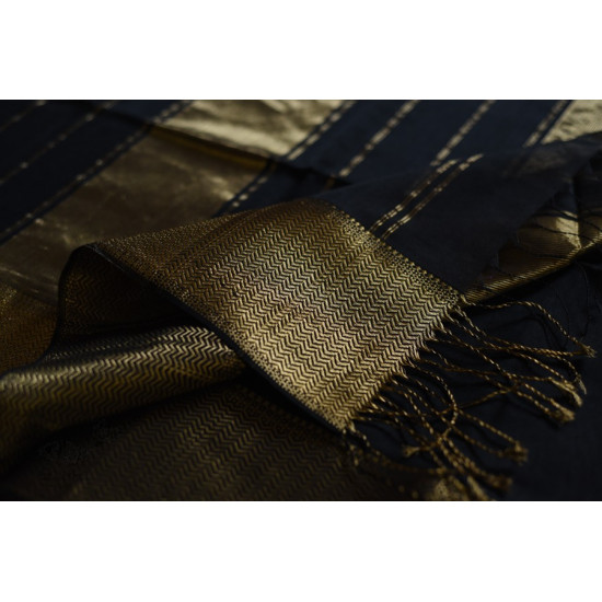 maheshwari handwoven silk black saree with zari border