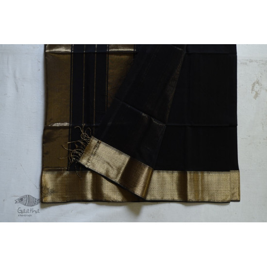 maheshwari handwoven silk black saree with zari border