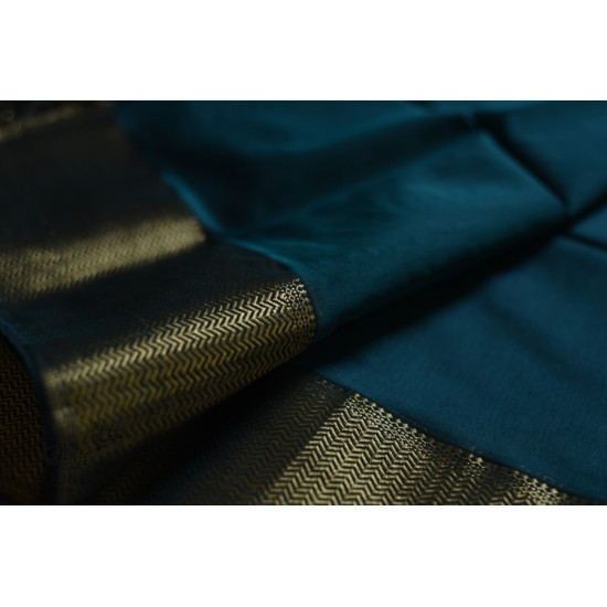 maheshwari handwoven silk teal green saree