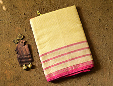 Pavitra . पवित्रा | Handwoven Maheshwari Silk Saree