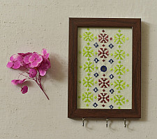 Soof | Hand Embroidered ~ Key Holder