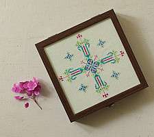 Soof | Hand Embroidered Multipurpose Box (Two Options) - 8x8x2 inch