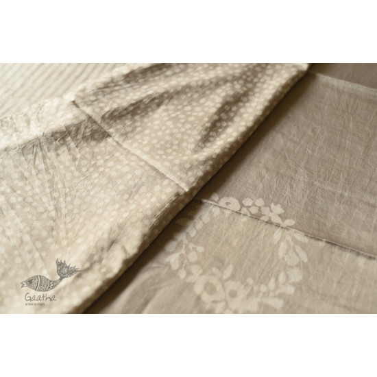 Natural Color . Pure Silk SareeNatural Dyed . Pure Silk Saree - Light Silvery Grey