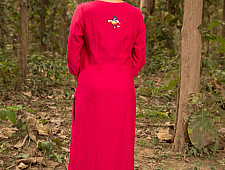 Advaya . अद्वया | Hand Embroidered Chanderi Kurta Set With Contrast Organza Dupatta