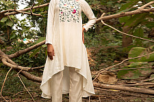 Advaya . अद्वया | Hand Embroidered Chanderi - Tunic Paired with Straight Pant (Set of 2)