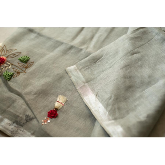 shop Handloom Linen Saree - Hand Embroidered