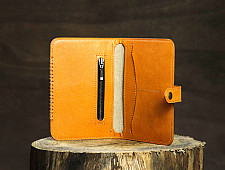 रिक्त . Rikt | Leather ~  Travel Wallet - Wine