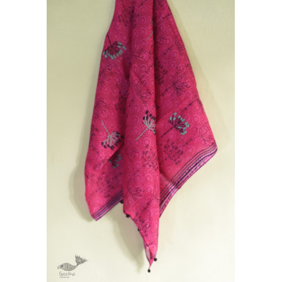 shop Block Printed Kota Doria Silk Embroidered Stole - Rani Pink