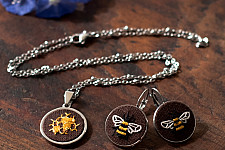 Needle Art ~ Hand Embroidered Jewelry - Honey bee necklace set