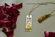 A Golden Tag ❉ Gold Plated Bookmarks - Peacock Feather 