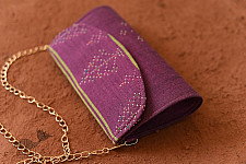 Dots & weaves ✣ Tangaliya Clutch - Purple