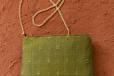 Dots & weaves ✣ Tangaliya Clutch - Mehndi Green