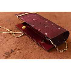 Dots & weaves ✣ Tangaliya Clutch - Maroon