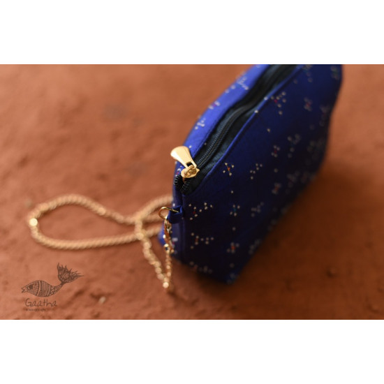 shop handwoven cotton tangaliya purse / Clutch