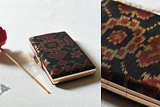 A pocket full of joy ✧ Patola Silk Clip Clutch / Sling Handbag - Black