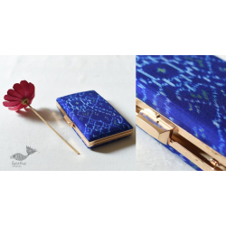 A pocket full of joy ✧ Patola Silk Clip Clutch / Sling Handbag - Royal Blue