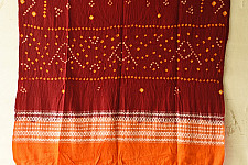 Winter's Call ❁ Tie & Dyed | Kutchi Bhujodi Weaving - Bandhani ( Tie-dyed ) Woolen Shawl - Maroon