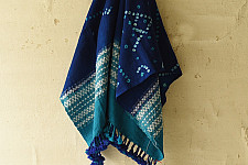 Winter's Call ❁ Tie & Dyed | Kutchi Bhujodi Weaving - Bandhani ( Tie-dyed ) Woolen Shawl - Blue
